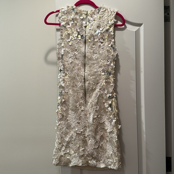 French connection all sequin and feather dress size 6 - true size small - Picture 4 of 6